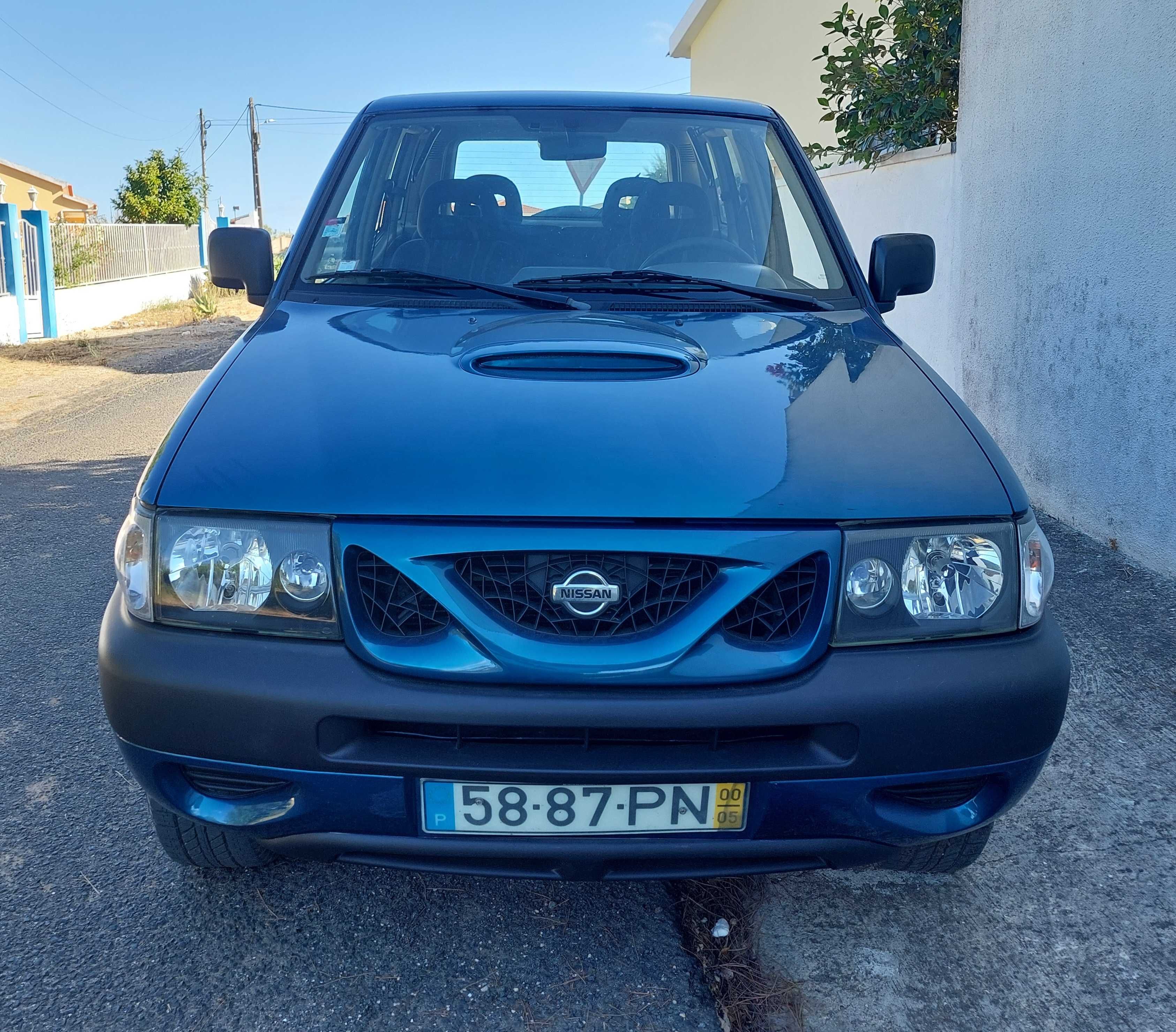 Nissan Terrano II R20 E apenas 93 000 Km