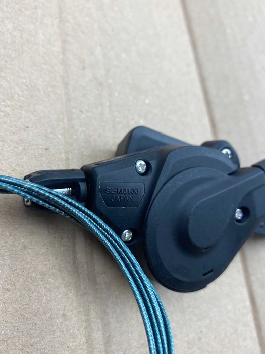 Prawa manetka Shimano Deore SL-M6100, 12s, mocowanie EV, nowa [MA-4]