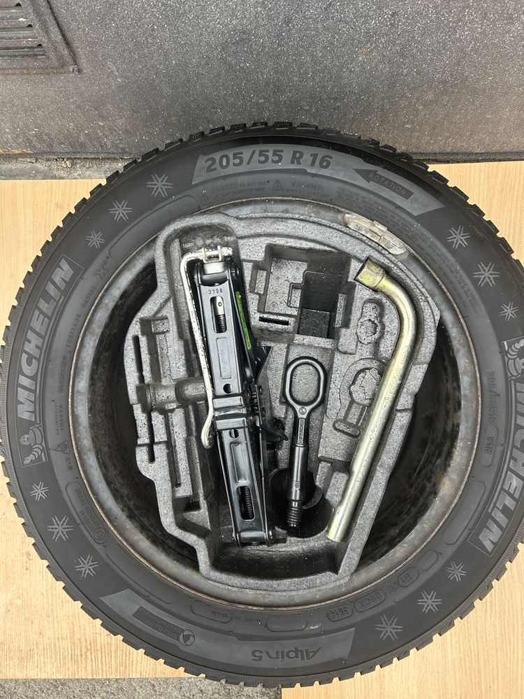 Домкрат VW Passat B6 B7 B8 Golf 6 7 Touran Skoda A5 A7 Super B