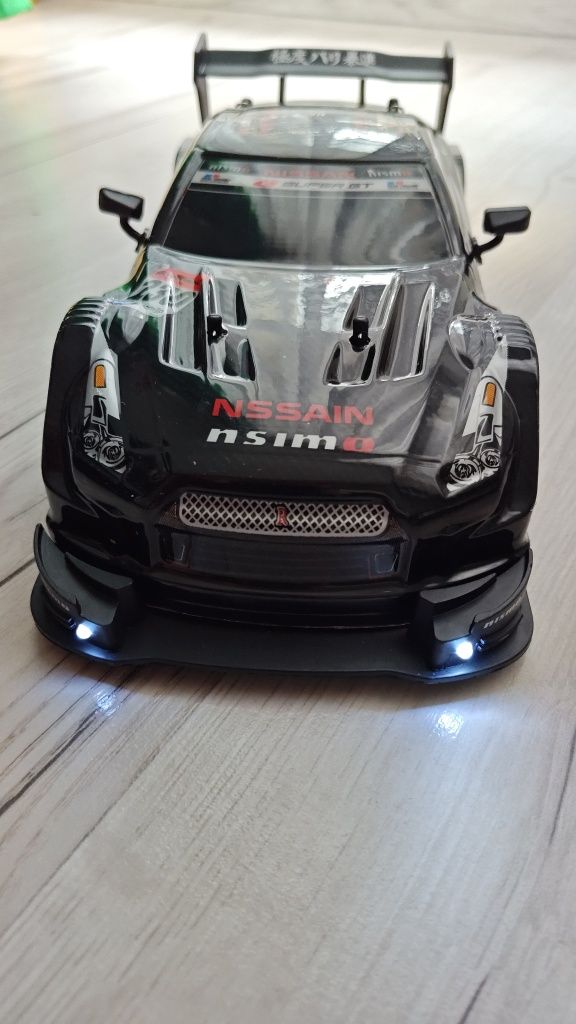 Nissan GT-R R35 Black Carbon do Driftu Jdm RC 4wd 2023 4WD 1:16 Drift