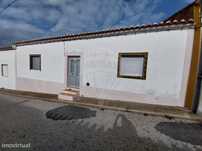 Moradia T4 para venda