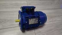Silnik kołnierzowy INTEC 3-fazowy 0.37 kW, 2715obr/min, oś 14 mm