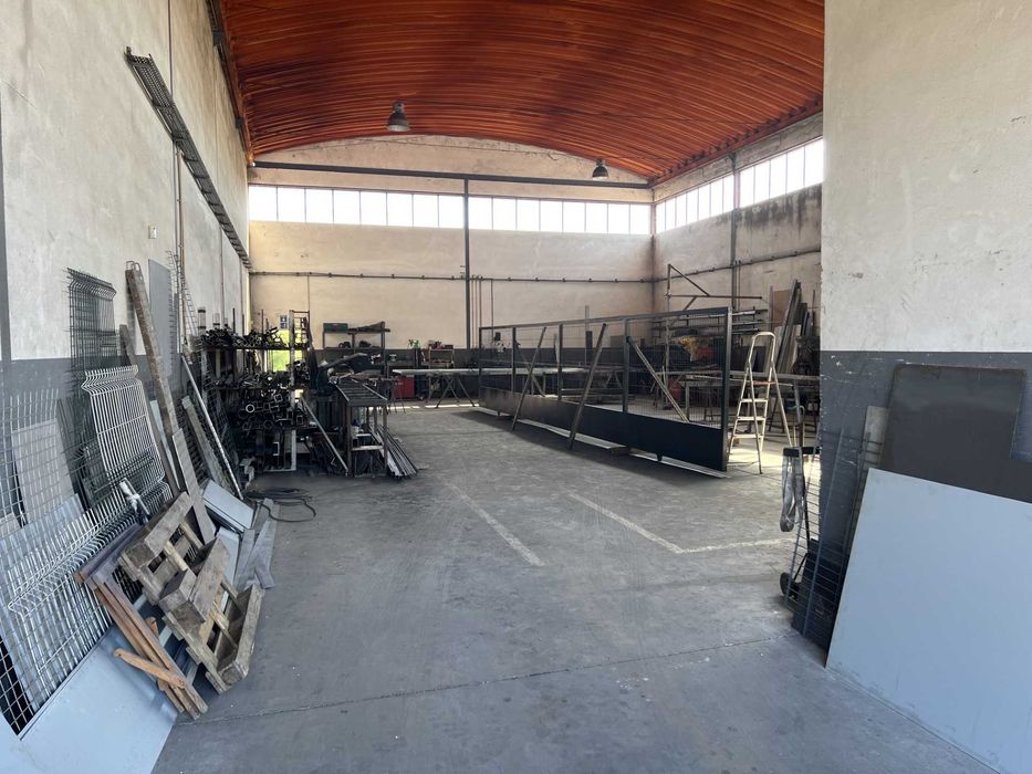 Pavilhão industrial Batalha-Leiria