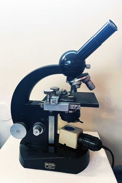 Microscópio de monóculo Beck Kassel CBS