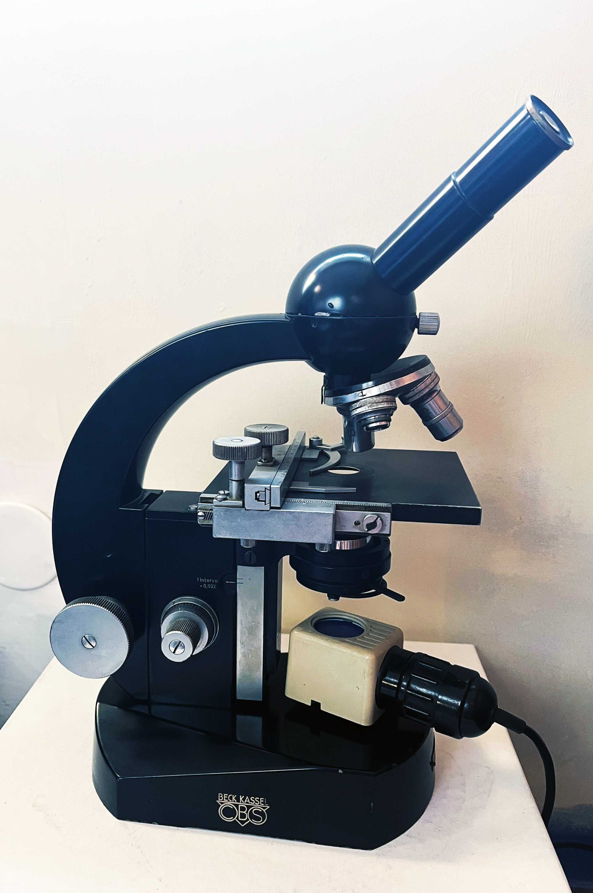 Microscópio de monóculo Beck Kassel CBS