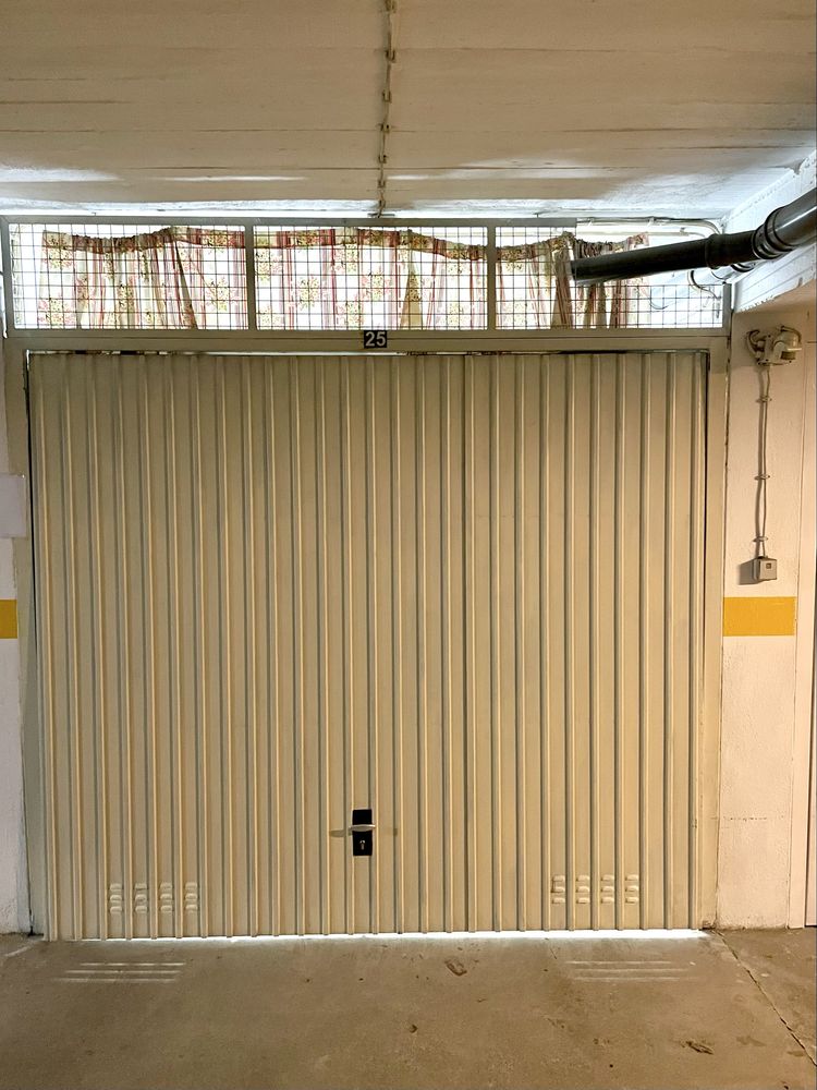 Garagem box no Alto do Seixalinho, Barreiro