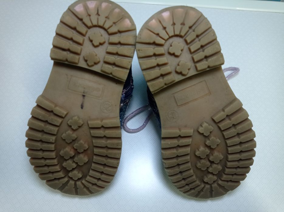 Черевики, бртінки на дівчину розмір 25 устілка 15,5 см