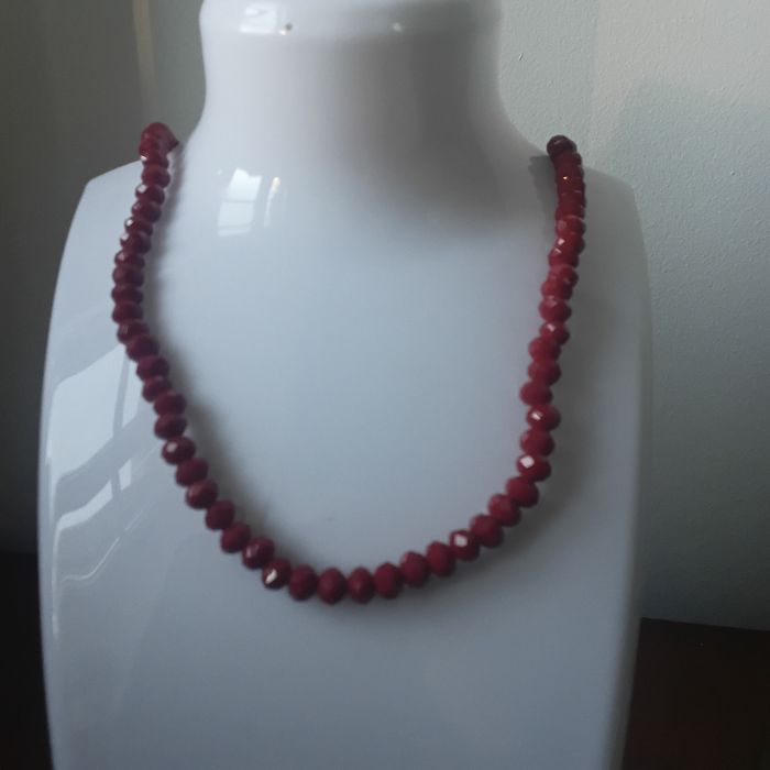 Colar de Coral Vermelho Natural – 45 cm