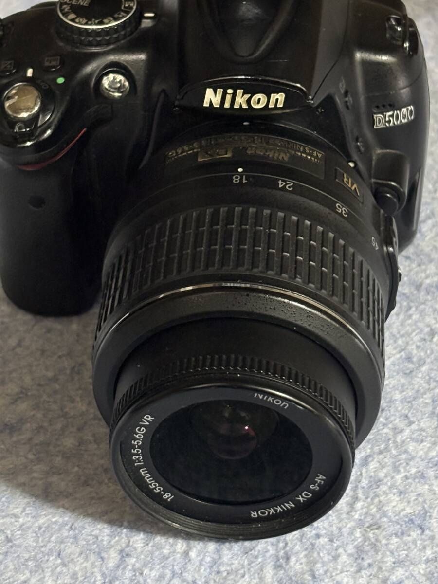 Nikon d5000 + speedlight sb-700
