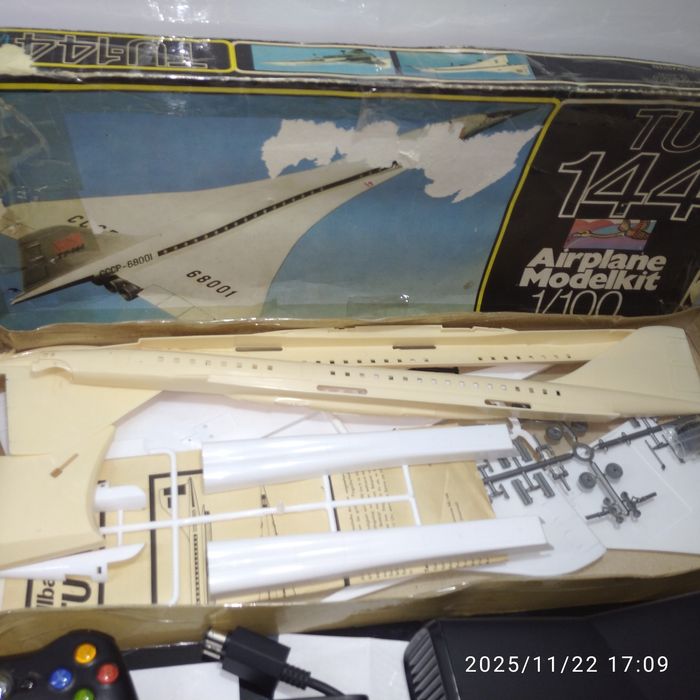 ТУ-144 збірна модель літака Plasticard 1/100 ГДРР