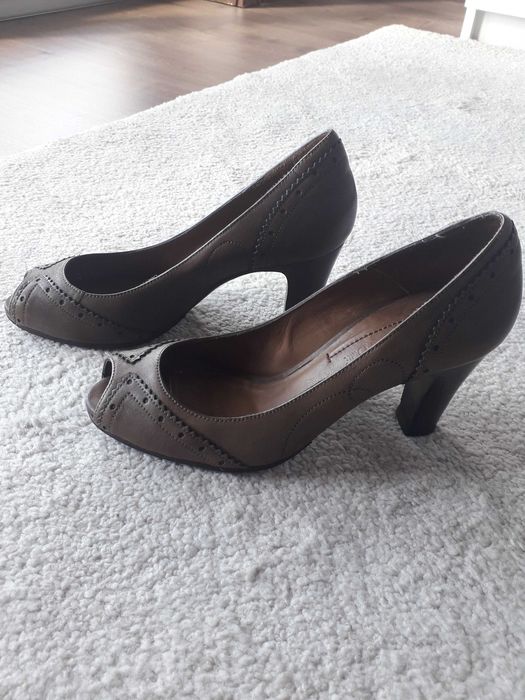 Saltos Massimo Dutti - Tam. 36 - NOVOS!