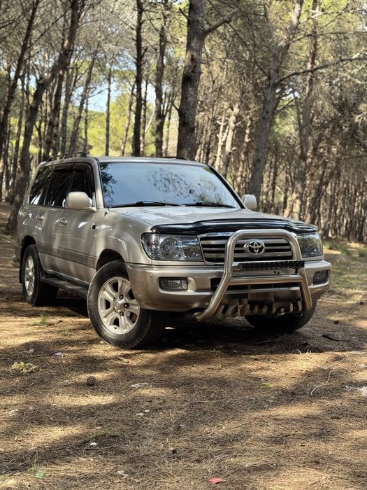 Toyota Land Cruizer 100 идиал