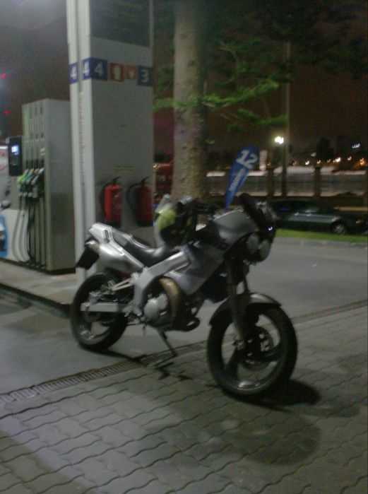 Yamaha TDR 2001 YPVs