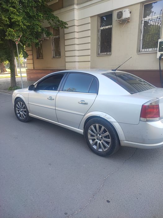 Продам OPEL VECTRA C (рестайлинг) 2007 года