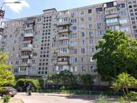 Продам 3-к квартиру  Оболонський пр-т, 14-в