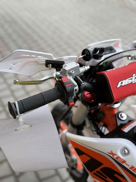 Пітбайк ASIX XB18