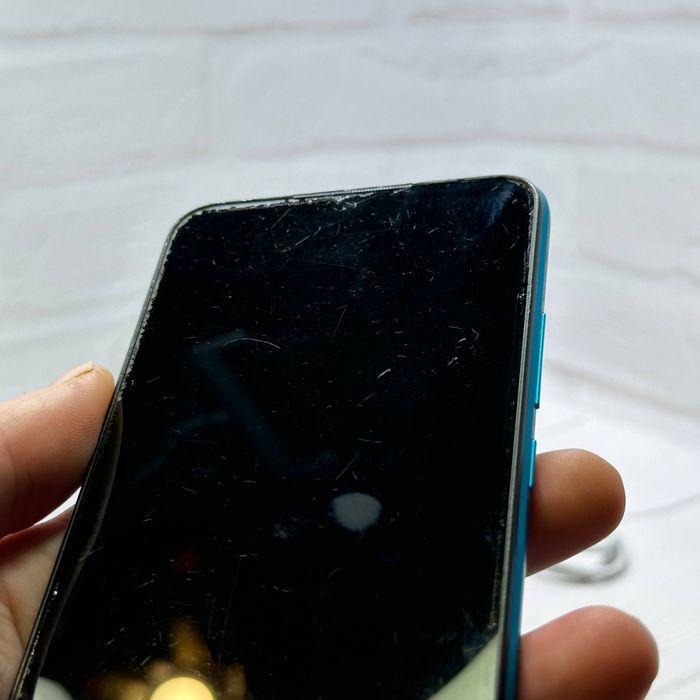 Продам телефон Redmi 9A 2/32 Gb в гарному стані