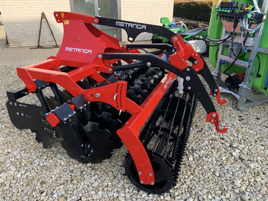 Agregat talerzowy METANGA ATUS 2,5m 2,7m 3m RATY Brona Talerzowa  HIT