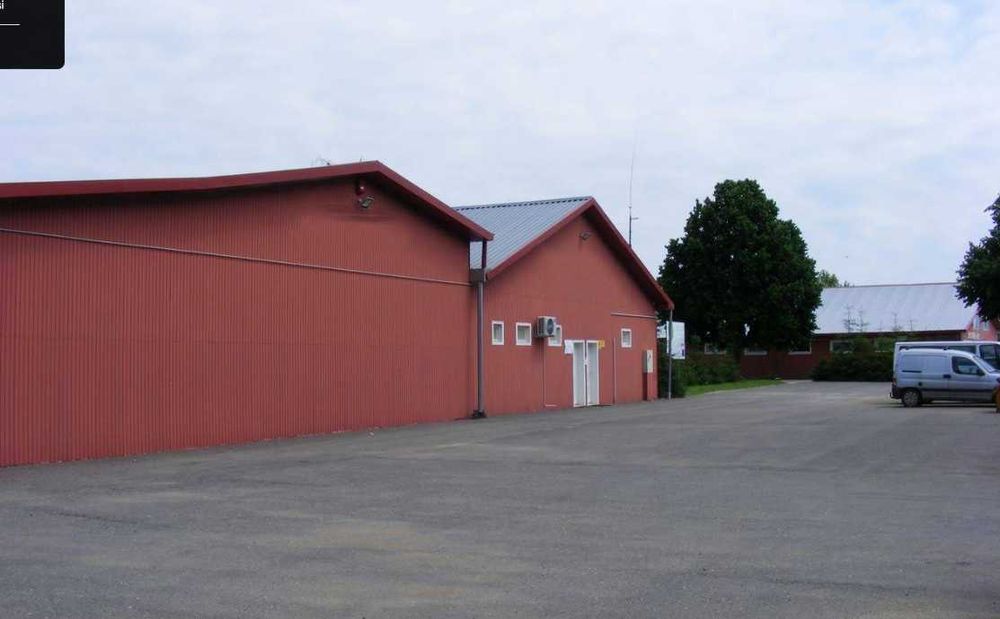 Комерційне приміщення в Угорщині поблизу автомагісталі М3 від власника