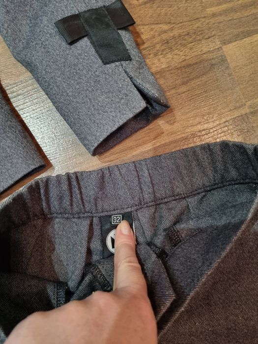 Шкільна сіра форма 32р ( 1клас) для тендітної дівчинки.