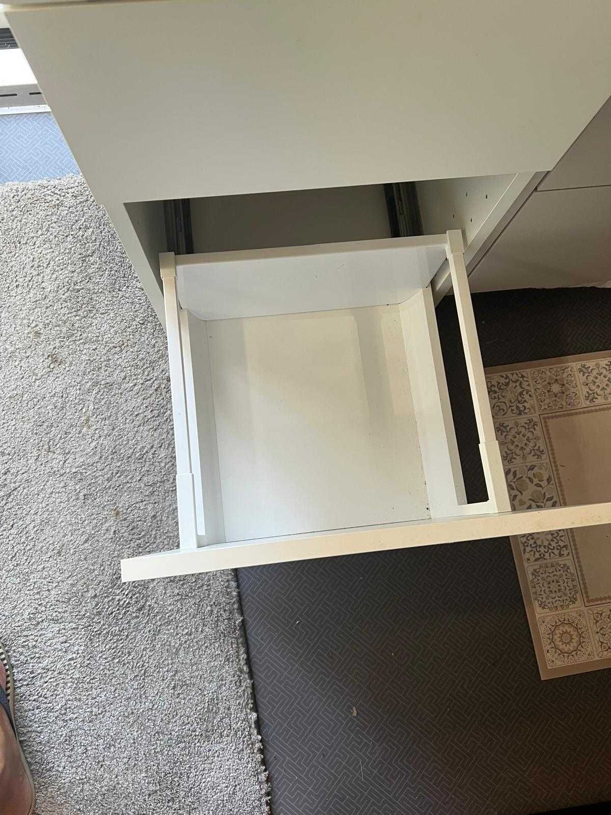 Armário Ikea com extensão