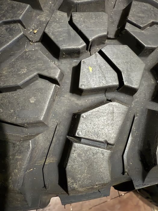 255/75 r17 BF Goodrich 4шт.