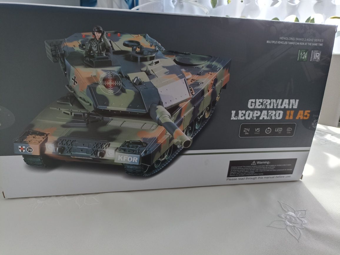 Czołg Leopard sterowany 3809