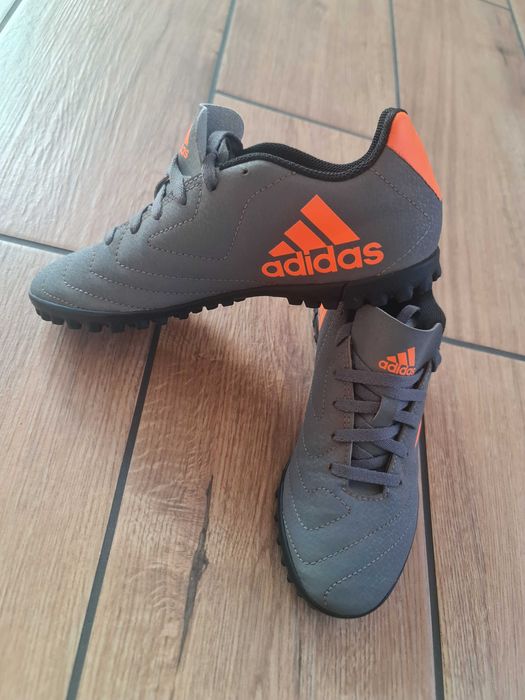 Adidas  buty do piłki nożnej Goletto Vi Tf