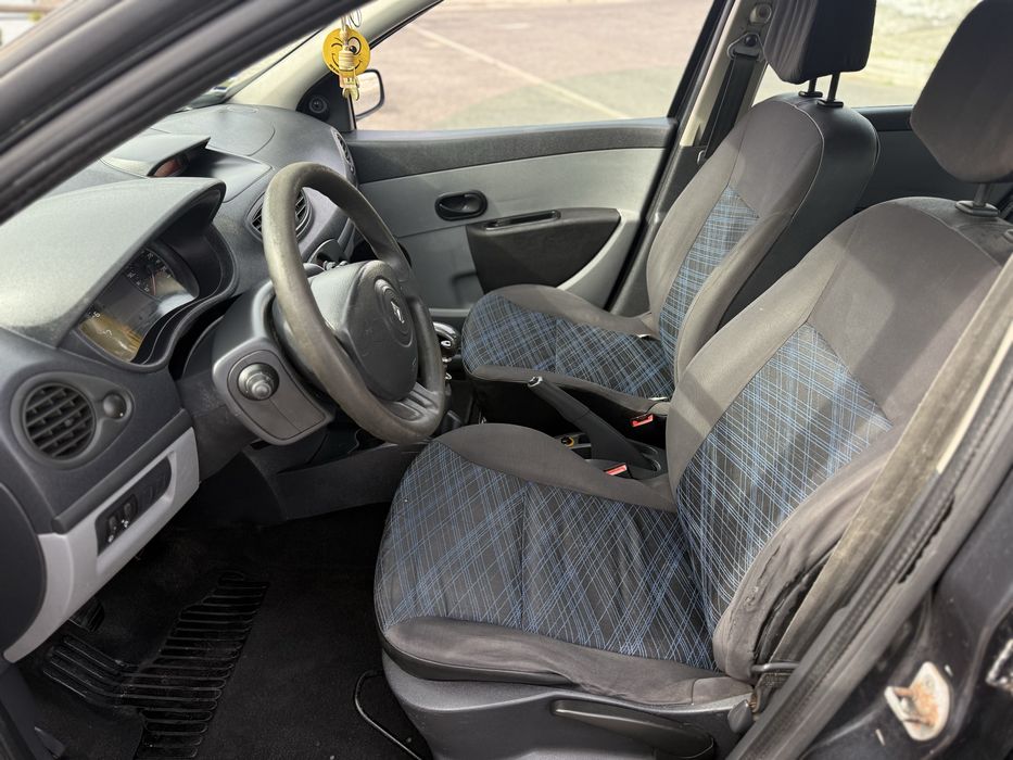Renault Clio 1.2 (Gasolina) 2006 Nacional