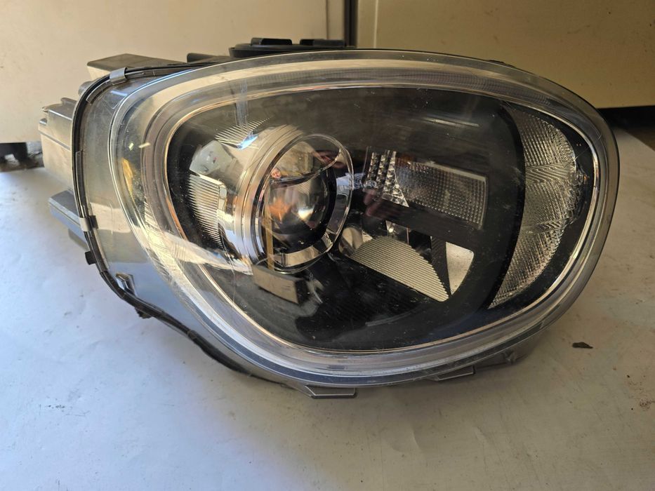lampa przód Mini Countryman F60 led