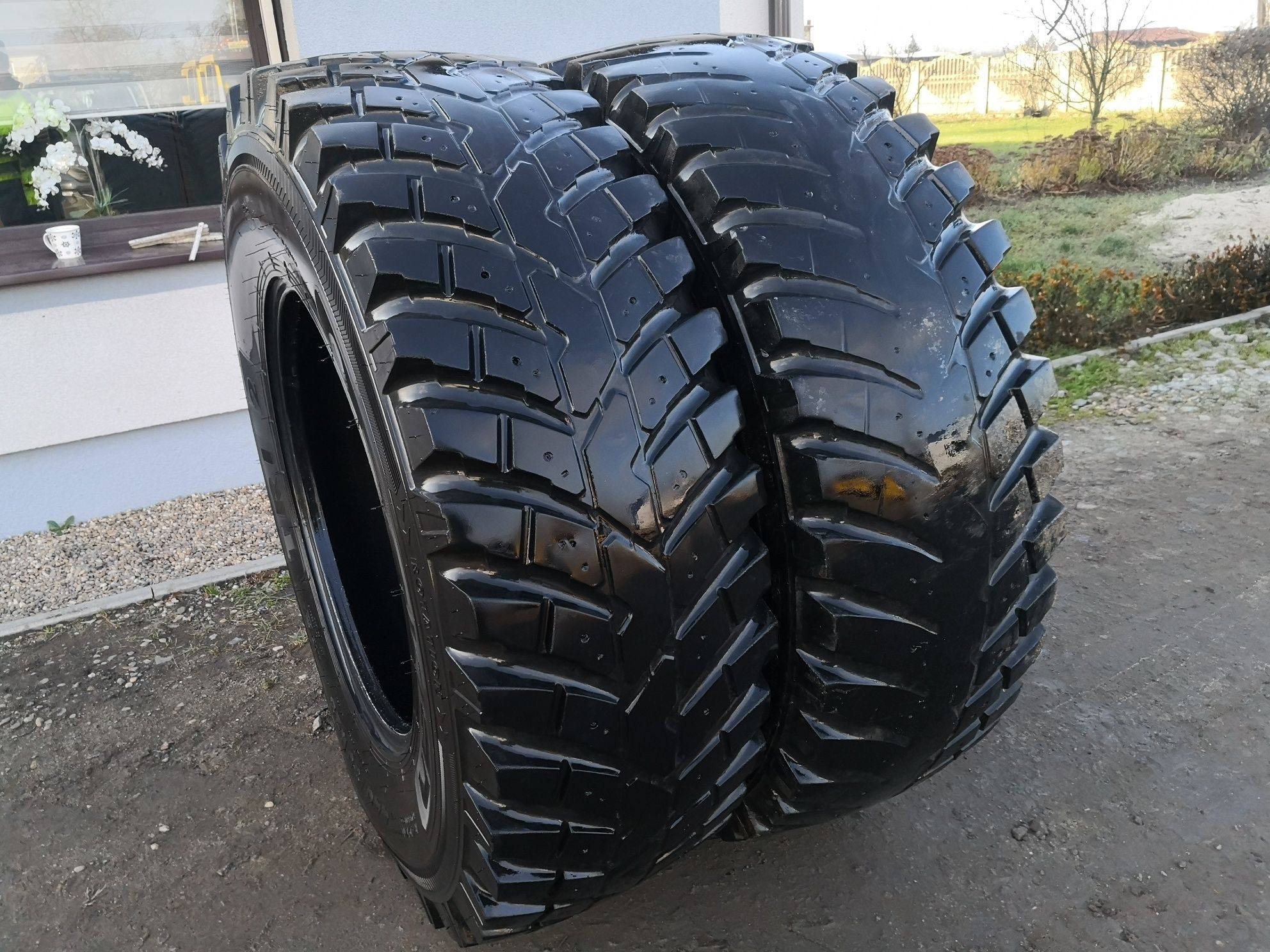 Opony rolnicze lesne szosowe nokian trI 440/80r28 komplet polecam