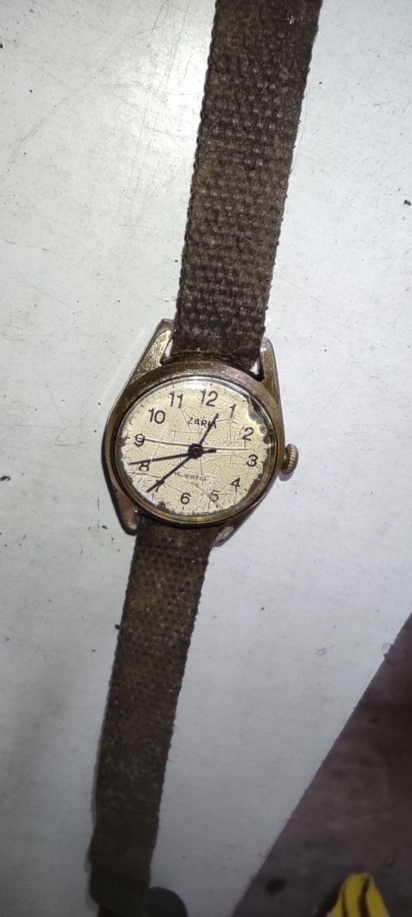Stary zabytkowy zegarek naręczny damski Zaria 17 kamieni Jewels