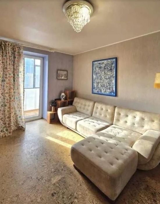 Продам 3-комн квартиру в районе Пушкина просп.