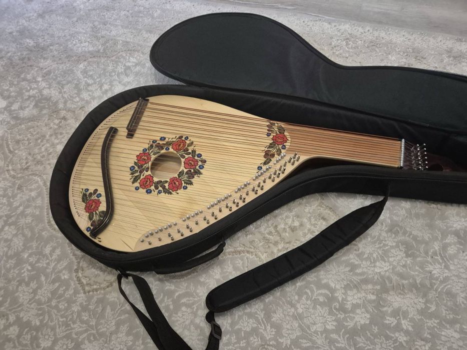 Продам дитячу бандуру