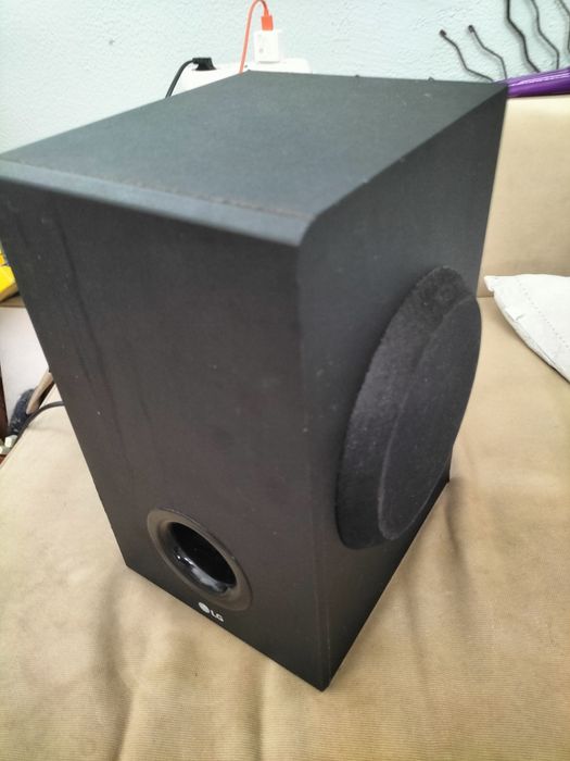 subwoofer ativo sem fios LG