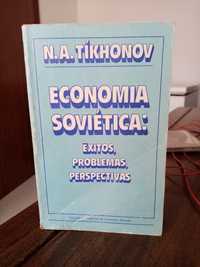 Livro Economia Soviética - edição 1983