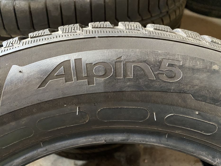 4шт 95+% 225/55R16 Michelin Alpin5
