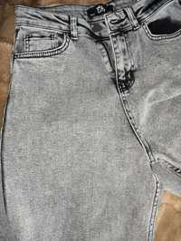 Найзручніші джинси жіночі сірі