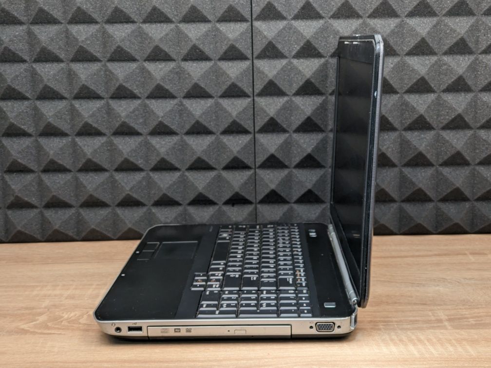 Ноутбук Dell 5520 i3 2310m RAM 8gb HDD 250gb Арт:М105