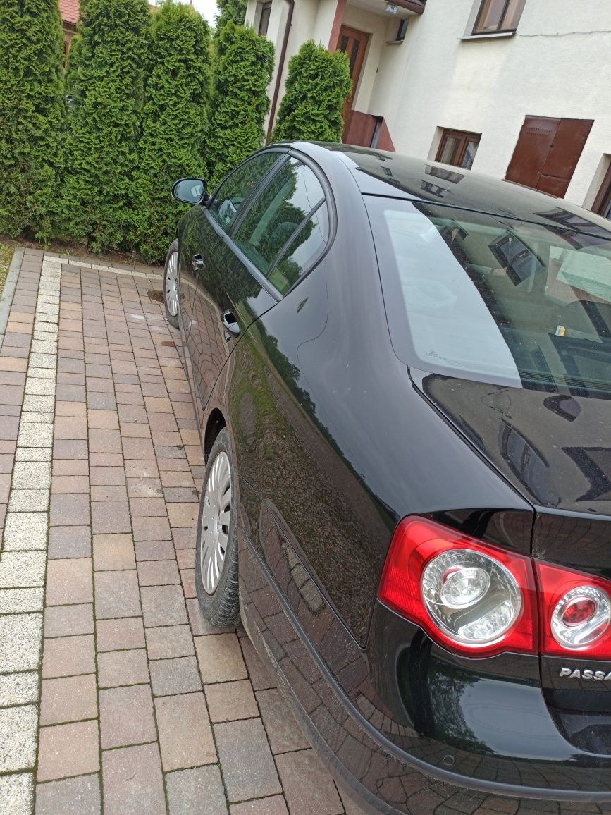 Volkswagen Passat, 1.6 mpi, 2005 r