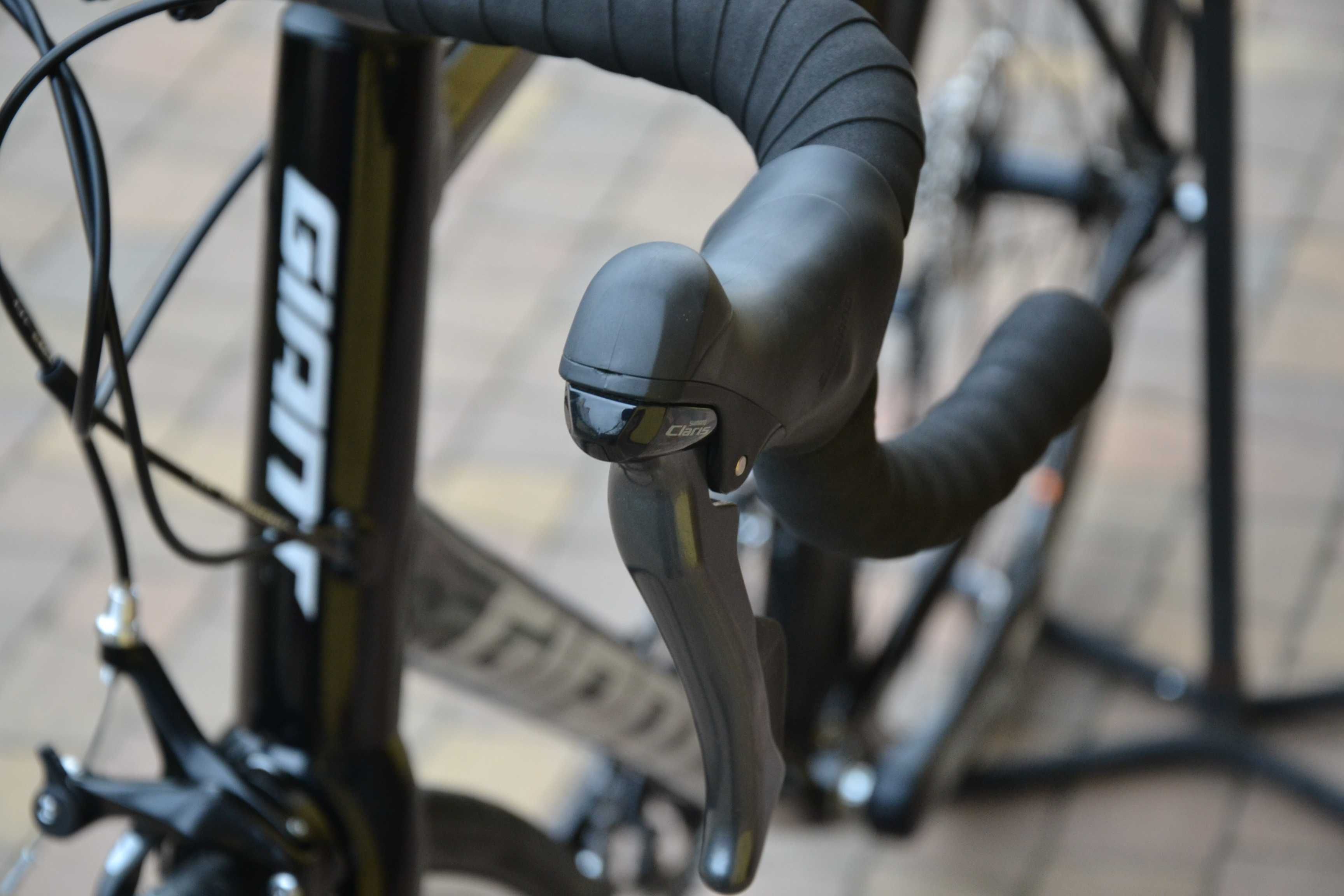 Giant Contend 2 Shimano Claris 2x8 rozmiar XL 2024 NOWY