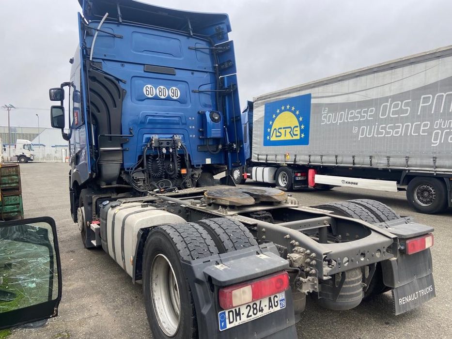 Рено т480 без роботи в Україні