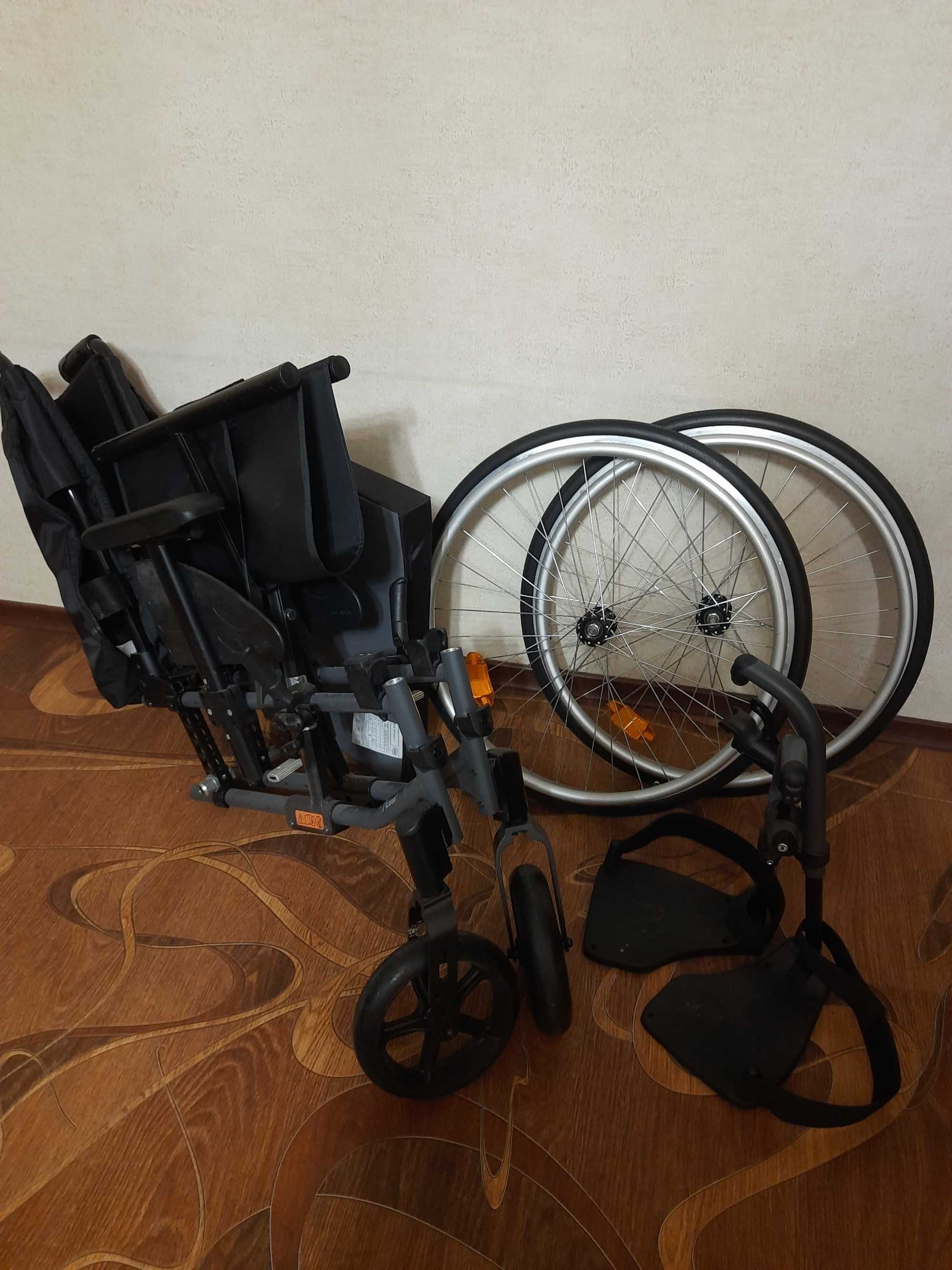 Продам инвалидную коляску Invacare Action 3 NG , б/у