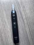Szczoteczka magnetyczna do zębów czarna Oral-b IO 9 używana