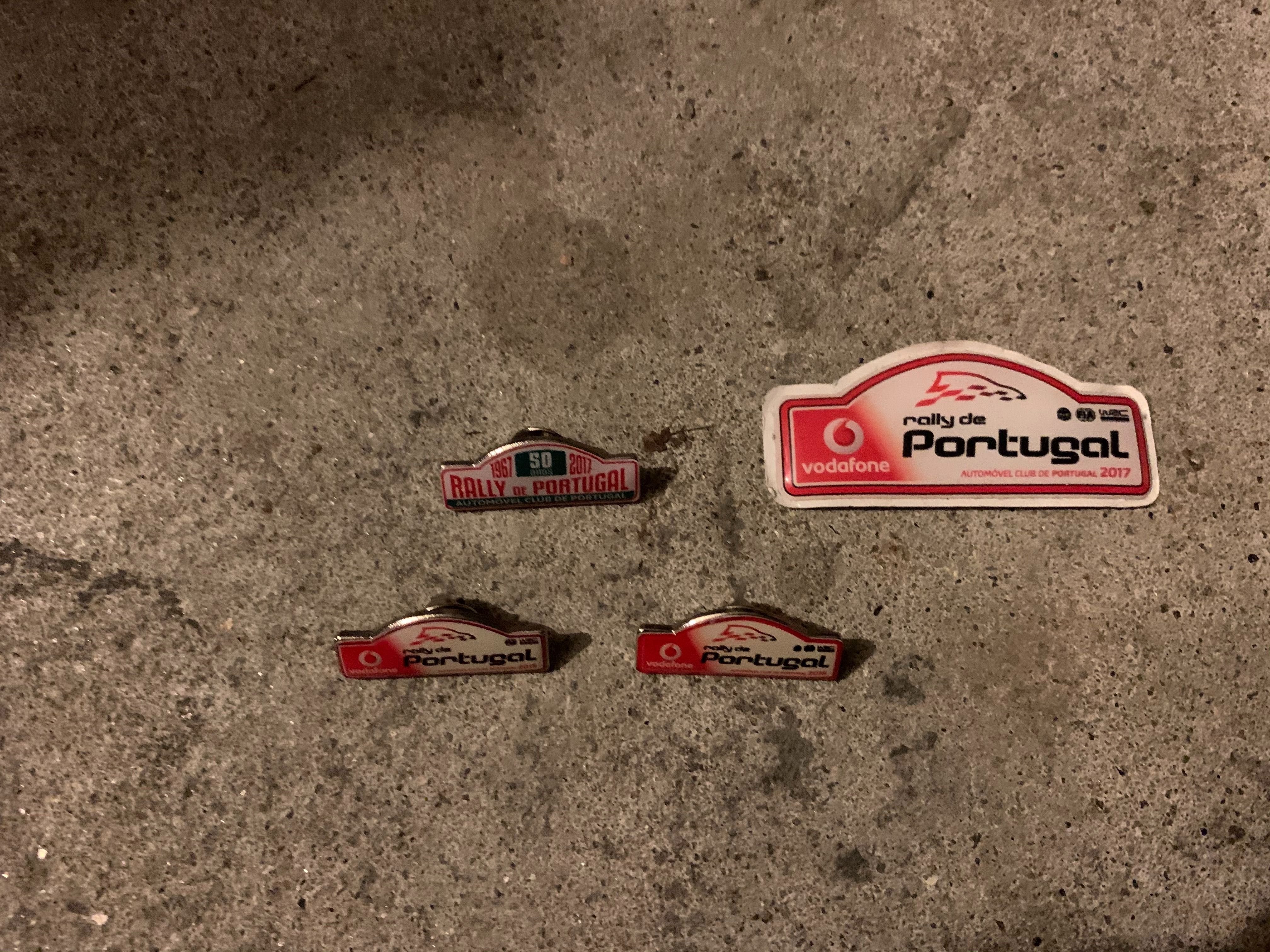 3 Pin’s rally portugal e 1 autocolante