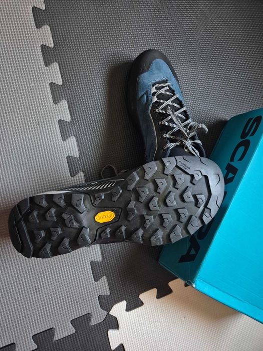 Nowe buty turystyczne górskie podejściowe trekkingowe Scarpa Rapid XT