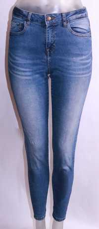 Spodnie jeansowe Mohito rozmiar 34