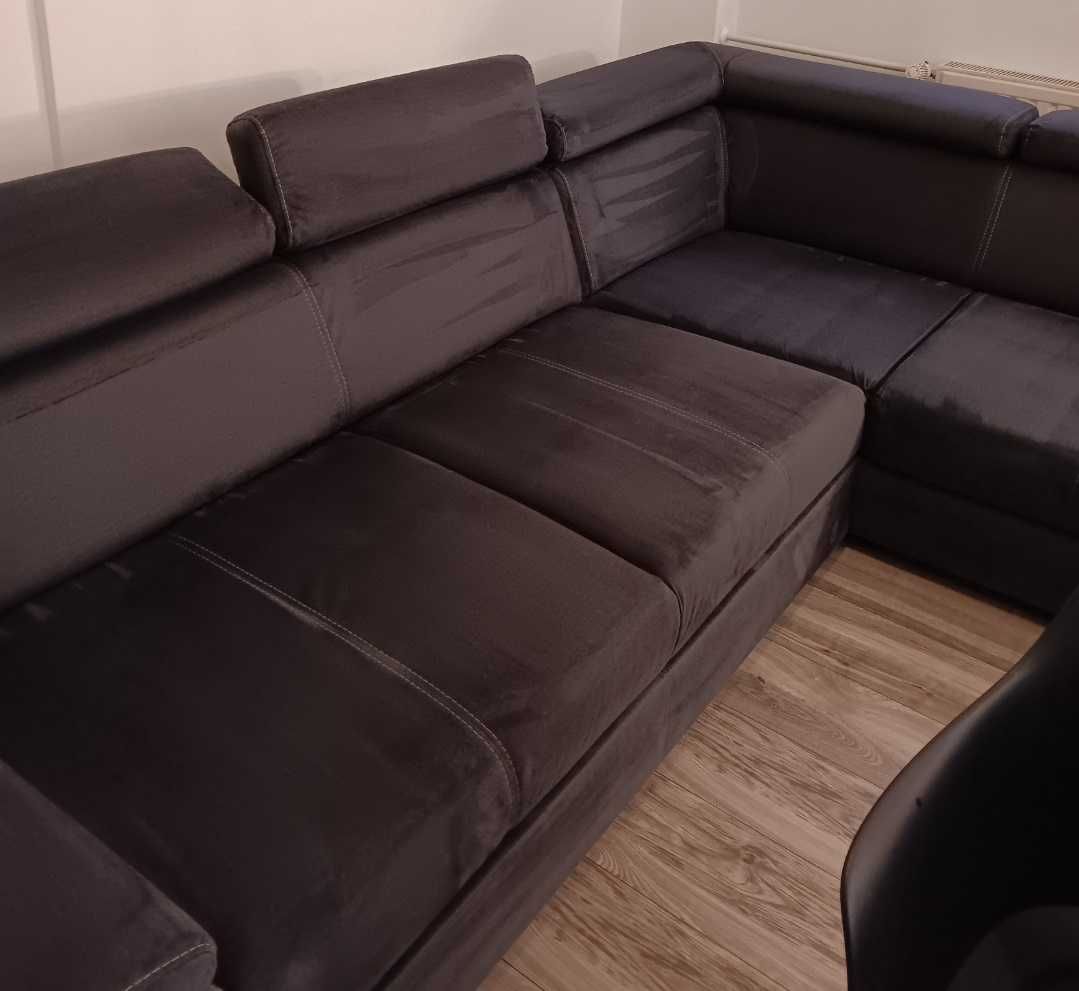 Narożnik Loft, funkcja spania, regulowane zagłówki i podłokietniki
