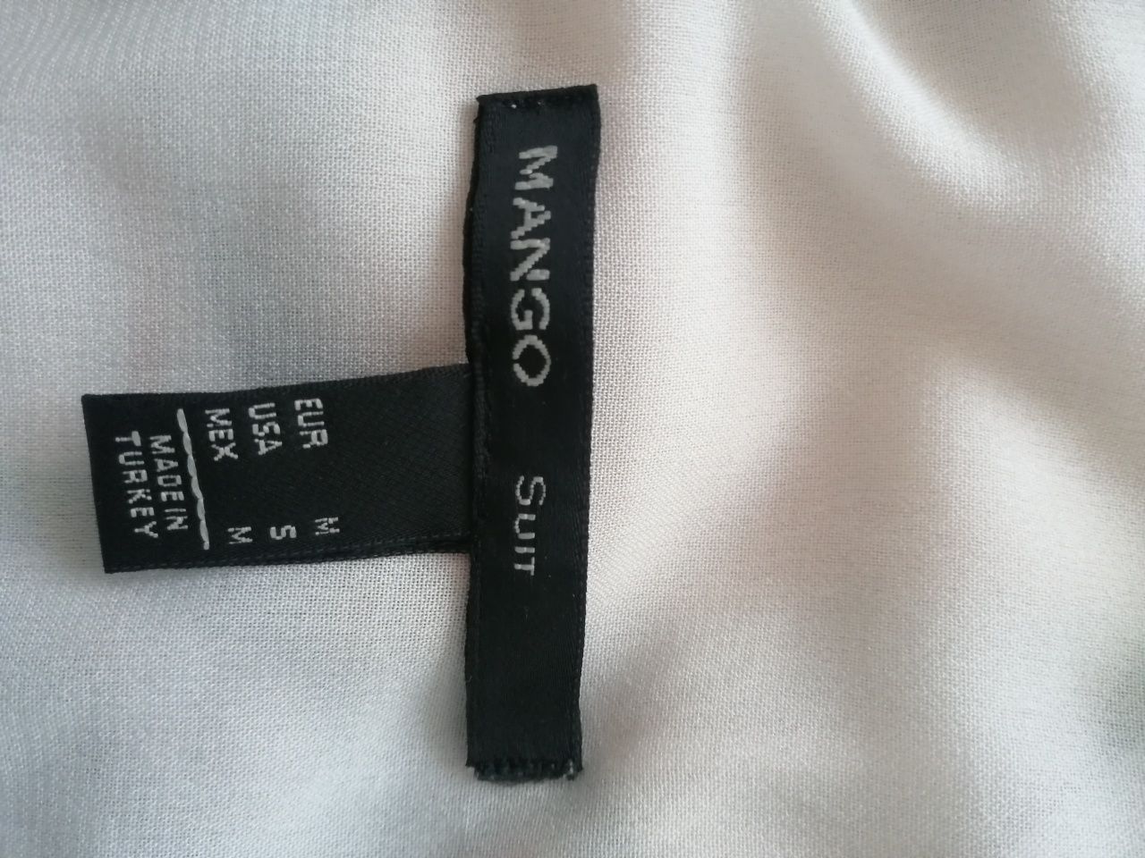 Ładna sukienka Mango rozmiar M /L