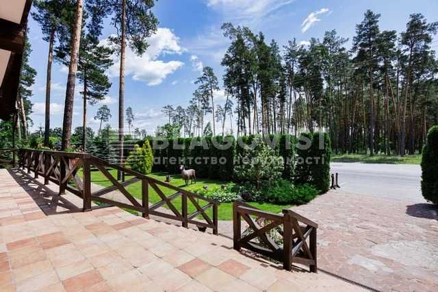 Пирново  - отель 3500 м кв на 1 га